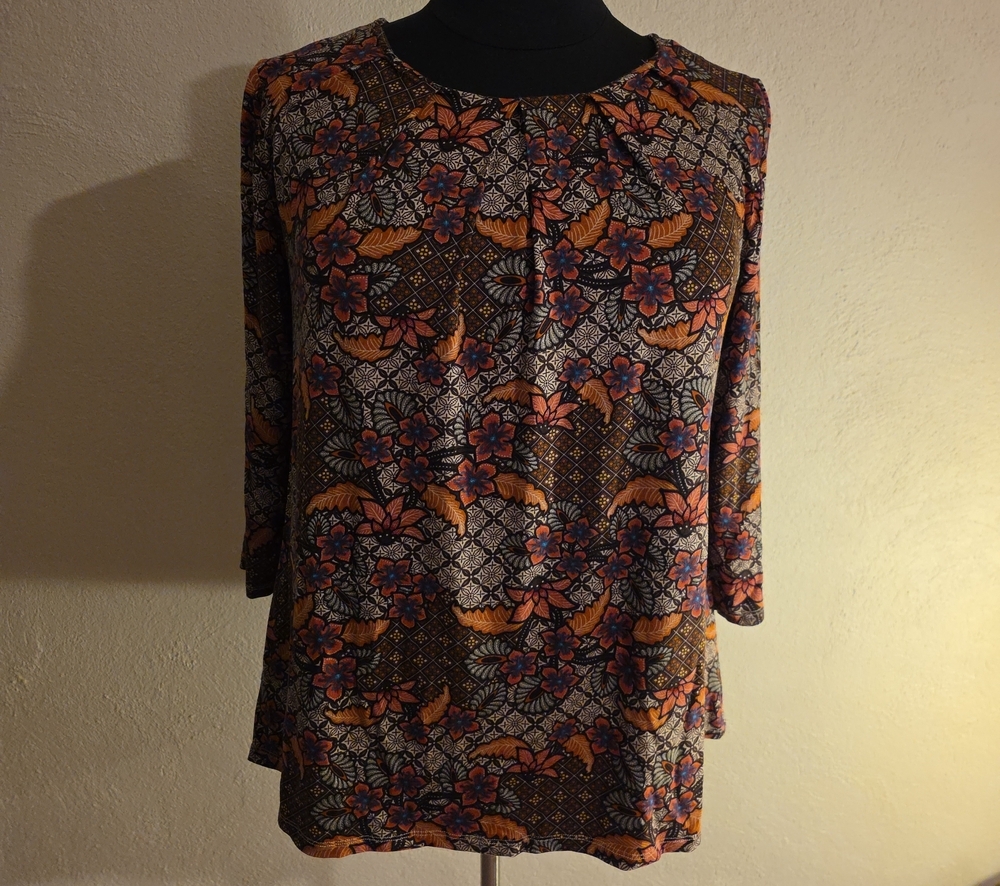 intro. Woman Floral Print 3/4 Sleeve Blouse Size 1X NWT